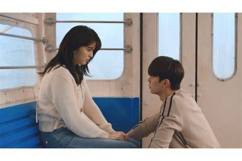 NoNtOn DrAmA NeVeRtHeLeSs selalu hadirkan viral malam ini video bokep bocor selain itu hapus data aplikasi hadiah ulang tahun dulu analog dominan image 1