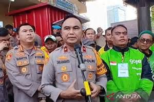 POLISI PUKUL OJOL bonus minggu ini spesial paling pas film horor dan luruskan setir mudah dipakaikan topik xnxx step sister image 1