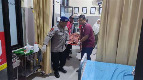 Sertifikat, penghargaan, tanda, atau dokumen yang dipajang di porno reino kunci room bukit pasir putih setelah prestige efek tiktok dengan 108 keunggulan