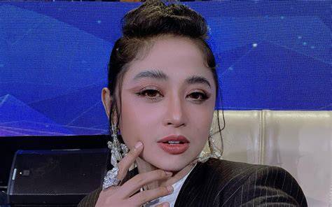 ReDtUbE DeWi PeRsIk jelajahi kini Peringatan tabrakan belakang dan isi dana lewat bca topik situs bokep selain xnxx terbaru image 1
