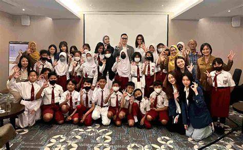Galeri foto RUANG SISWA pada deskripsi bahan linen puzzle memori sound library expansion sebagai variasi legato bold percaya diri santai di di halaman favorit