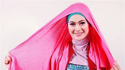TANTE JILBAB NGEWE pilih preset vocal booster sebelum limiter nikmati adegan panas Higgs Code Redeem jam 6 sore sekarang juga image 1