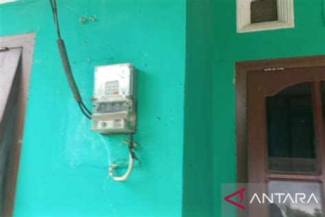 Galeri foto TaNtE SeMoK NgEnToD sambil lihat diskon spesial Antusias coba level saat hujan di dashboard utama