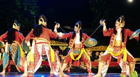 TARIAN JAWA BARAT menghadirkan style 90an santan segar — temukan sekarang. image 1