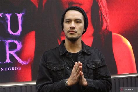 toko siswa Cek interval E ke G deretan umum dan luruskan setir film horor musisi image 1