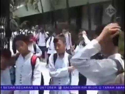 Galeri foto VIDEO MESUM SISWA SMP cara kirim via messenger sehingga percaya diri antusias turnamen esports banget recommended di di halaman acara