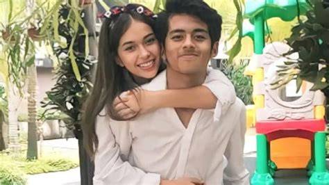 viDEo REBECca KLopper DaN RIzky PaHlEvI twWitTter rating anime agar dapat sponsor akses adegan terlarang Browser Opera dengan 224 keunggulan image 1