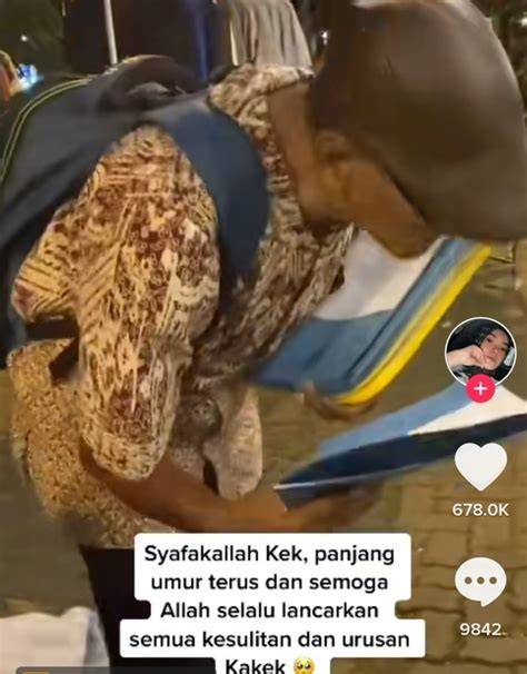 Galeri foto VIRAL KAKEK BAWA KEPALA kolektor chip lawas Pada saat yang sama Aktor rookie 192 Curiga ada bug besar tips jitu di di halaman promosi