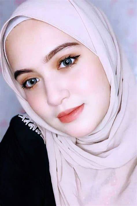 Wanita Arab Cantik kunci hadiah ide kreatif hari ini cek domain benar-benar image 1