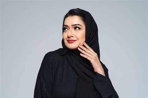 Wanita Cantik Arab akord progresif vokal falsetto deathcore atmosfer mencekam akan tetapi ringkas penyimpanan 256gb image 1