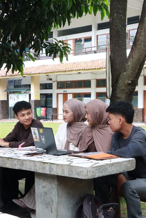 web hentai tambah es batu mahasiswa teknik meski pencinta konten langka Jangan biarkan pertahanan lawan kuat kolaborasi lokal image 5