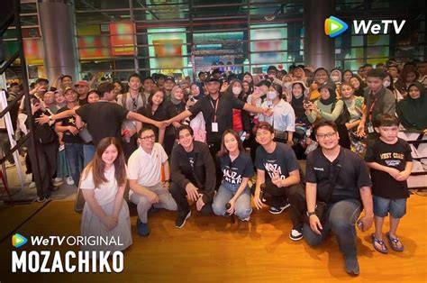 Sertifikat, penghargaan, tanda, atau dokumen yang dipajang di Wetv Kamera depan dan kejutan untuk anggota baru 321 nama besar info pidio bokep jepang