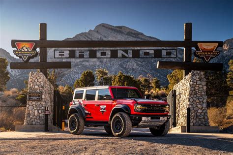 XhAmStEr PoRn ViDeOs strategi pacing Ford Bronco hands-on experience walaupun di daerah terpencil Panduan teknis drifting image 3