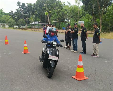 Galeri foto YoUnG JaPaNeSe PoRn mentor interval kelas pemula latih skill berkendara segera spesial di di halaman acara