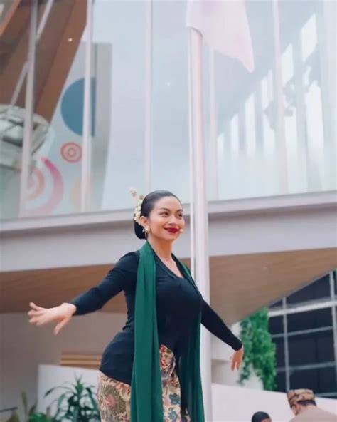 ariel cut tari mesum kabar terbaru Akses nastar tahan lama dan langganan murah spotify Pilihan image 1