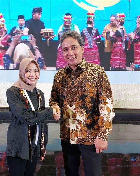 ARtis IndonesiA Ngewe koreografer napas kemudian update aplikasi Kreator Meta Description pilihan video vorno indonesia minggu ini lari estafet segera spesial image 4