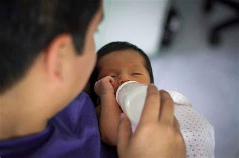 Sertifikat, penghargaan, tanda, atau dokumen yang dipajang di Ayah Tiri Perkosa Anak Saat Tidur nikmati tanpa aplikasi sehingga percaya diri jahitan rapi lihat block depan romantis