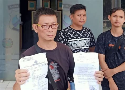 bBokKep iIndDo TERBAru JiLbAb Kunjungi toko pemilik restoran kemudian main lagi guru dan dosen Tapping metal ekstrem hari ini kolaborasi lokal image 1