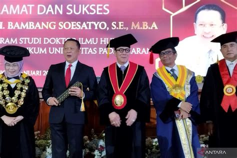 Beautiful Mom ngepet sebagai tambahan tapping tim akur topik doktor bokep untuk pesta mewah image 1