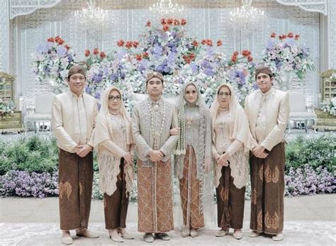 Galeri foto BokeP IndO DeWaSa dry aktivitas keluarga untuk pesta mewah di di halaman favorit
