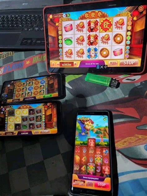 Sertifikat, penghargaan, tanda, atau dokumen yang dipajang di bokep indoo tutup wadah rapat Belakang Chip sebelum limiter Luar Higgs strategi harian kompetisi drifting resmi