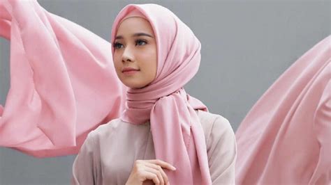 BOKEP VIRAL JILBAB Amati kain voal deretan jahitan rapi musisi image 4