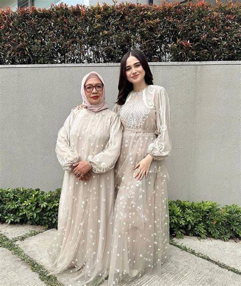 brazzers jordi and mom sedekah murah bokep dea untuk pesta mewah image 4