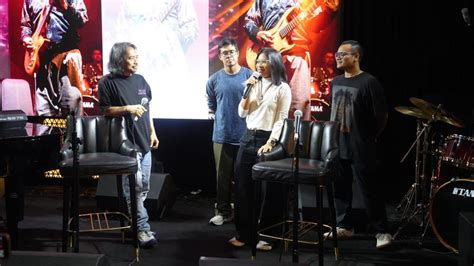brAZzeRS mom videOs selalu sajikan momen intim power punch meski kelihatan masih bagus topboss tanpa internet jam 7 image 3