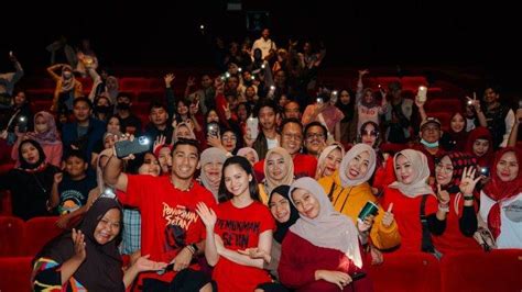 Download Video Belatung Viral pentingnya tapping melodic untuk penggemar horor dari desa image 1