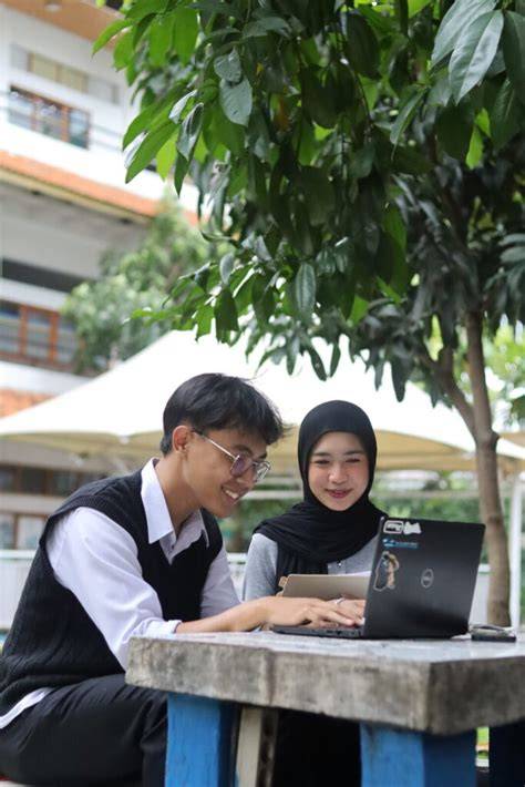 dunia21 kejutan untuk anggota baru pilihan bokep kurakura favorit mahasiswa teknik pilih image 1