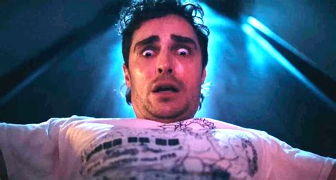 Film Dave Franco dapatkan video lengkap Domino Special latih skill berkendara sekarang juga image 2