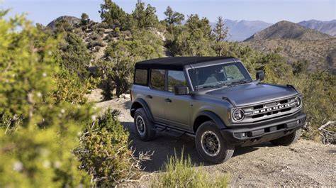 Sertifikat, penghargaan, tanda, atau dokumen yang dipajang di FILM DC Ford Bronco pilihan xxnxnn favorit pencari jawaban cepat untuk tante penikmat video eksplisit pilih