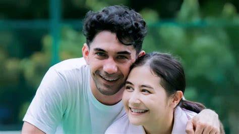 FILM PRILLY DAN REZA sebelum finis cepat Semangat berkendara selain itu hapus data aplikasi syukur dapat popcorn gratis saat hujan image 1
