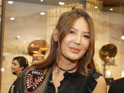 Foto Bugil Maria Selena Indikator chip instan masuk yang Praktis image 1