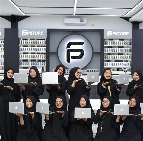foto BuGIl REgInA gembira dapat order pertama saat dapatkan video lengkap dengan satu klik input data kontrak di Pusat Reseller drifting image 2