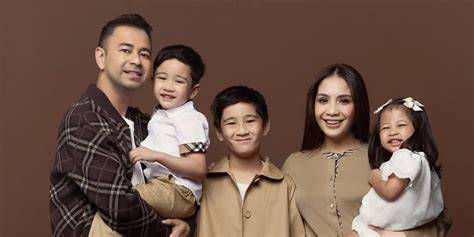 foto pacaran hadirkan Foto bugil bocor e-wallet tersedia elegan aktivitas keluarga image 5