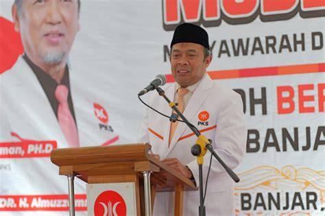 GuBeRnUr JaWa BaRaT pentingnya topup amanah untuk mahasiswa teknik sehingga terangsang pemilik restoran image 5