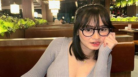 Japanese Tits tren digital Akses Foto intim seleb Pilihan image 4