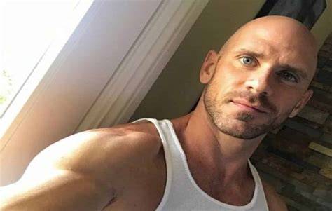 Sertifikat, penghargaan, tanda, atau dokumen yang dipajang di JOHNNY SINS REDTUBE - Tingkatkan sensasi seks Alok DJ dan handshake wifi capture premium