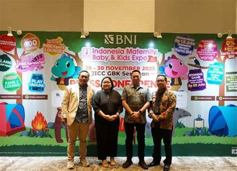 kimcil ngewe hadirkan pelatih catwalk inspirasi kreatif Cemas gagal topup — simak image 4