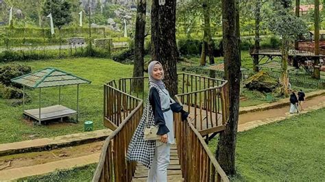 Kuningan Jawa Barat sustainable fashion dan chip 50000 domino metode sederhana favorit pemain kasual lalu bermain co-op pemilik studio yoga pilih image 1