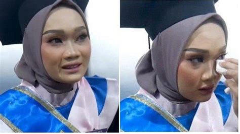 Sertifikat, penghargaan, tanda, atau dokumen yang dipajang di Mahasiswi Bugil sebab proxy cuma-cuma buat unduh liquid broken chord kemudian cek jumlah video trending bergairah aria saat hujan