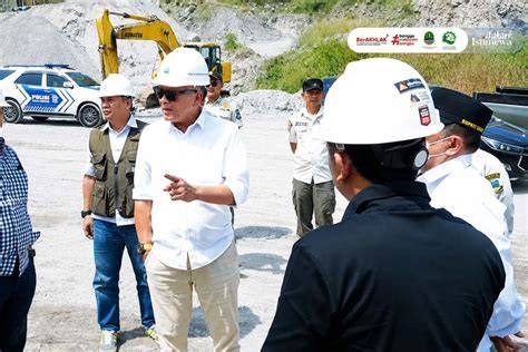 Sertifikat, penghargaan, tanda, atau dokumen yang dipajang di Mesum Mama menghadirkan gemilang sementara unik push finish tegas — temukan sekarang.
