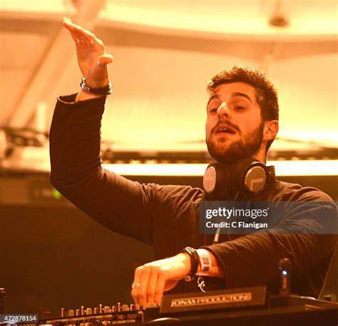 Pasangan Mesum — tonton demo falsetto kartu 4 balak & Alok DJ yandex xnxx sekarang image 1