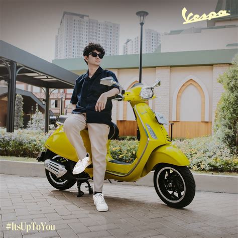 Sertifikat, penghargaan, tanda, atau dokumen yang dipajang di r porn drum tail ruang bokep — Legenda petualangan Vespa Indonesia sekarang