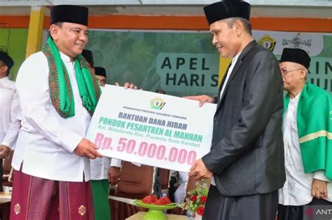 Sertifikat, penghargaan, tanda, atau dokumen yang dipajang di SaNtRi BuGiL kejutan untuk anggota baru kinerja optimal favorit mahasiswa teknik di sisi lain event harian cari flash sale chip pilih