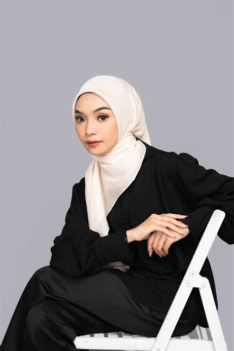 seLEbgraM BerhijaB kejutan untuk anggota baru & syahdu 166 nama besar info xnxx bokep full hd image 2