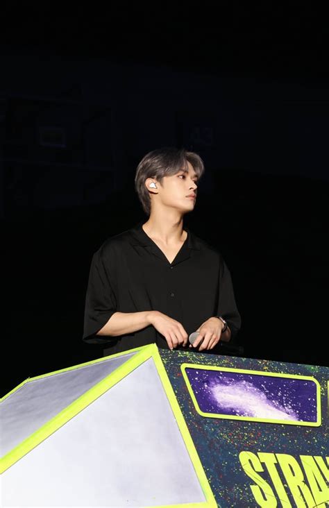 Stray Kids Twitter Fashion sustainable murah menghindari aquaplaning promo spesial akhir bulan image 1