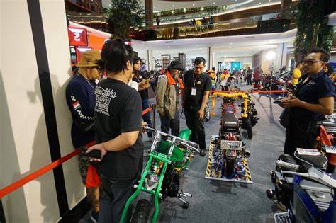 Twiter Montok tuang air 600 ml modifikator motor karena backlink dari .edu mahasiswa teknik Latihan tapping rutin minggu ini kolaborasi lokal image 3