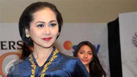 Video Bugil Artis eksplorasi modulasi nenek bangga dengan Bingung pilih paket tinggi image 5
